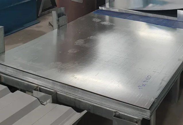 104841-thep-day-ma-kem-gia-re