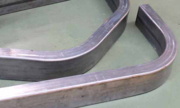 Đo độ bền kéo của thép