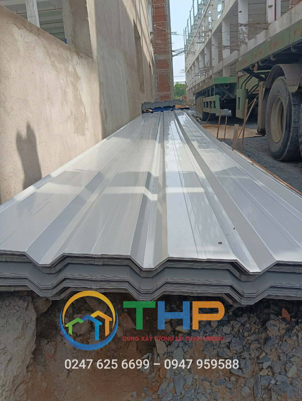 Tôn lạnh cán 5 sóng vuông lợp mái nhà tiền chế