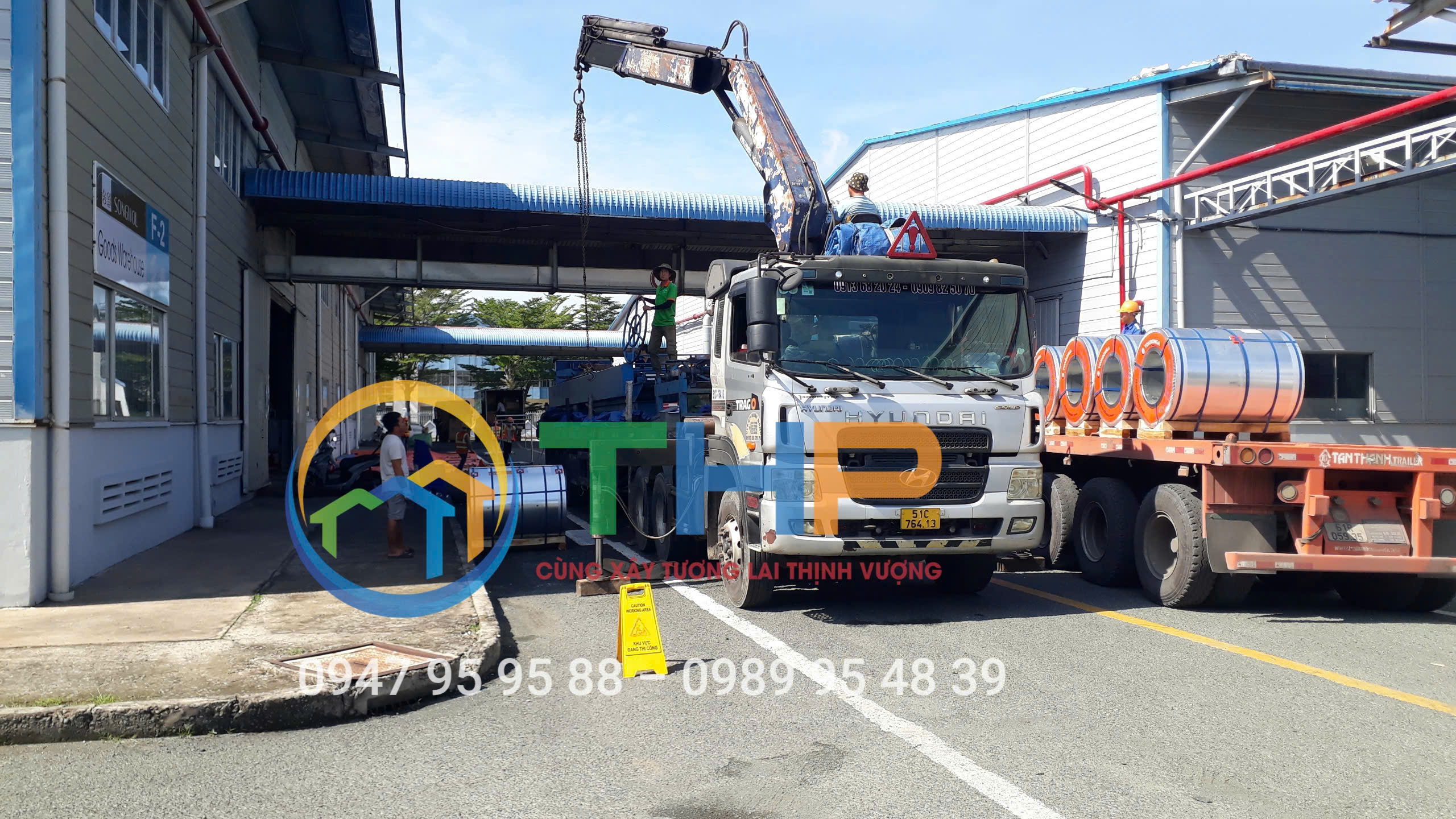 Tôn Seamlock (tôn seam) cán tại công trình thay mái nhà xưởng