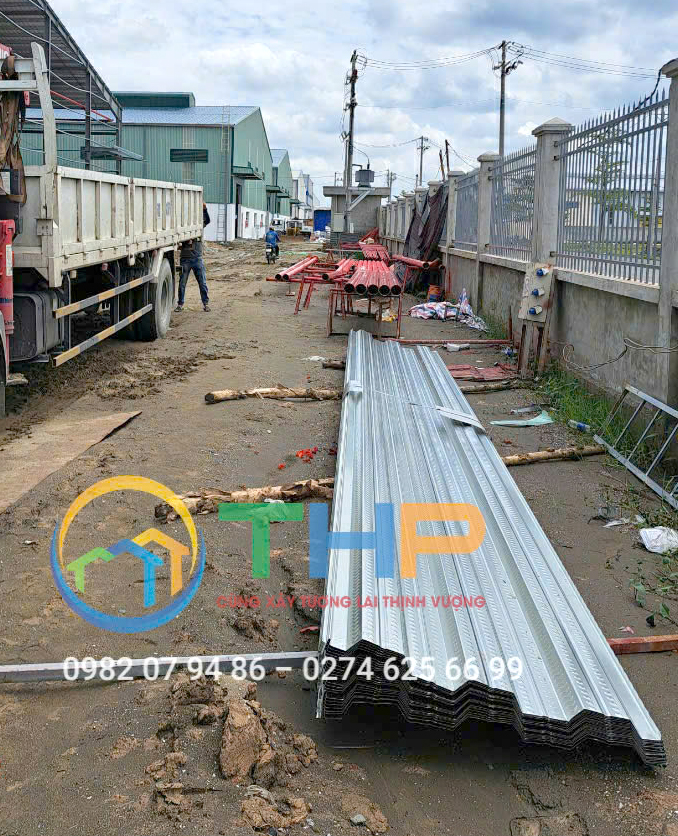 Tôn Sàn deck có Cấu trúc gân định hình tăng cường độ cứng